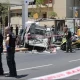 Video: Un terrorista embiste con su auto y luego apuñala a peatones en Tel Aviv