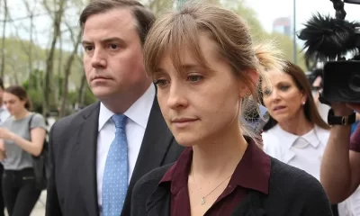 Cumple su condena la actriz Allison Mack, por delitos en la secta NXIVM