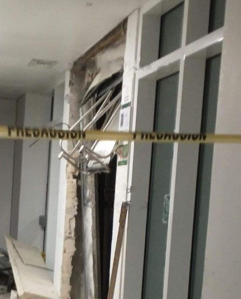 Menor muere aplastada por elevador en Hospital del IMSS en Playa del Carmen