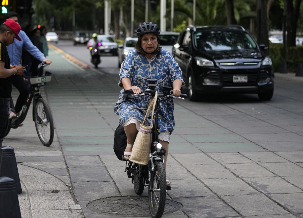 Xóchitl Gálvez promete que en su gobierno no habrá gasolinazos