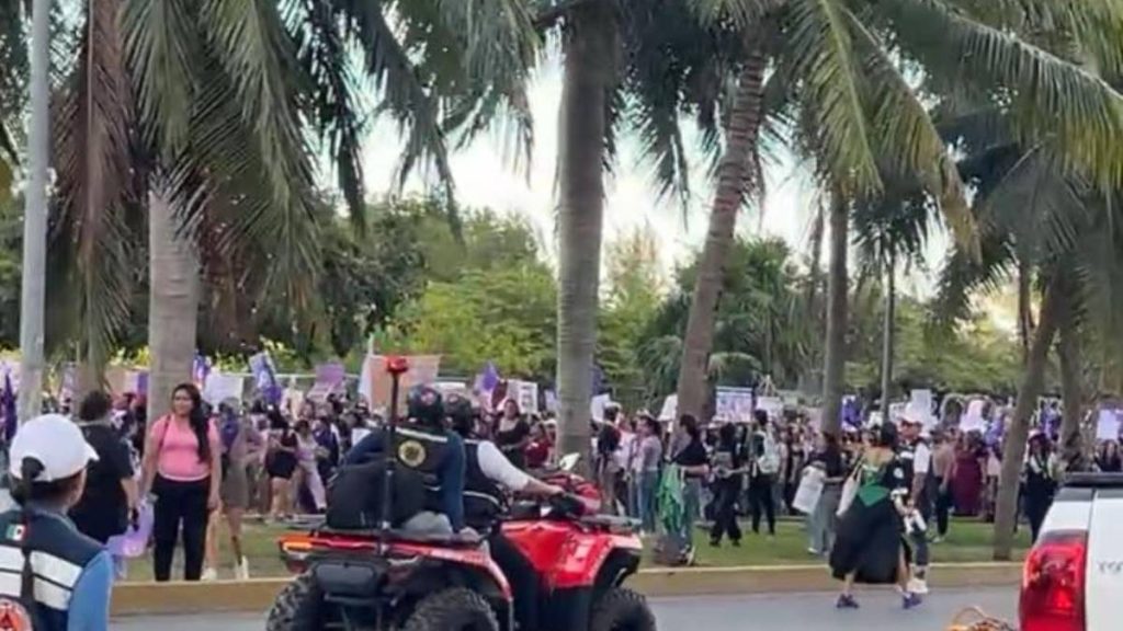 Autoridades y seguridad durante la marcha