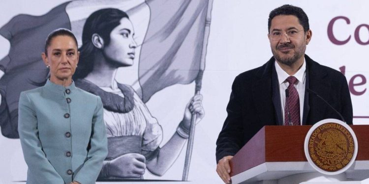 Claudia Sheinbaum retira iniciativa de reforma al ISSSTE anuncia Ricardo Monreal