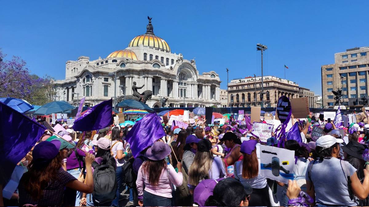 Marcha 8M en CDMX: Miles de mujeres toman las calles por la igualdad y justicia