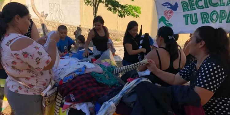 Dónde donar ropa y alimentos en Cancún