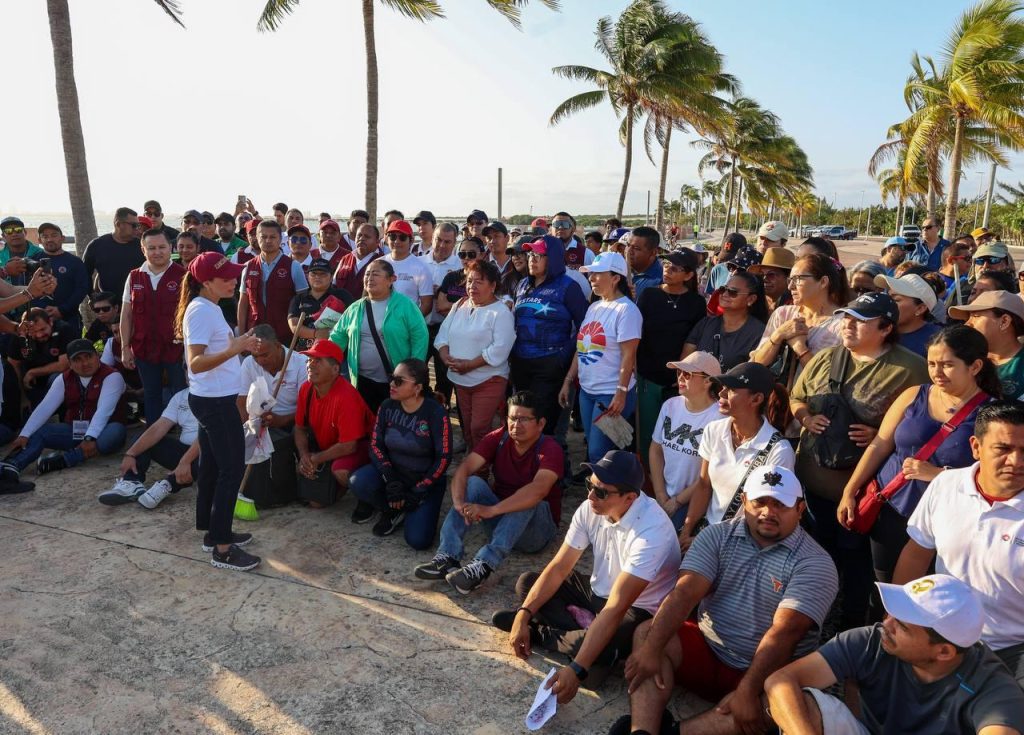 Dependencias participantes en la limpieza del Malecón