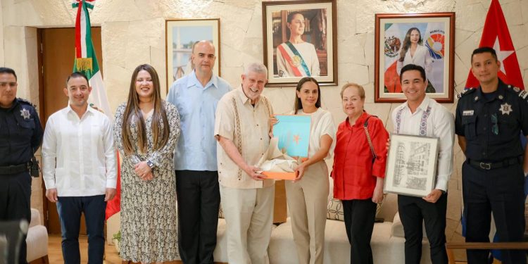Ana Paty Peralta, se reúne con Sr. Marcos Rodríguez Costa embajador de Cuba en México