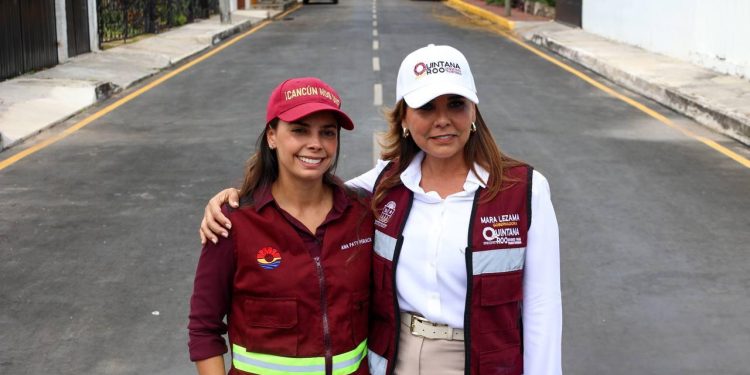 Ana Paty Peralta constata trabajos finalizados de repavimentación de las calles de la Supermanzana 44 de Cancún