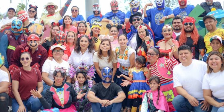 Festejan autoridades a la niñez cancunense