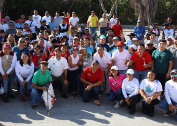 Realizan el Programa de Limpieza del Sistema Lagunar Nichupté