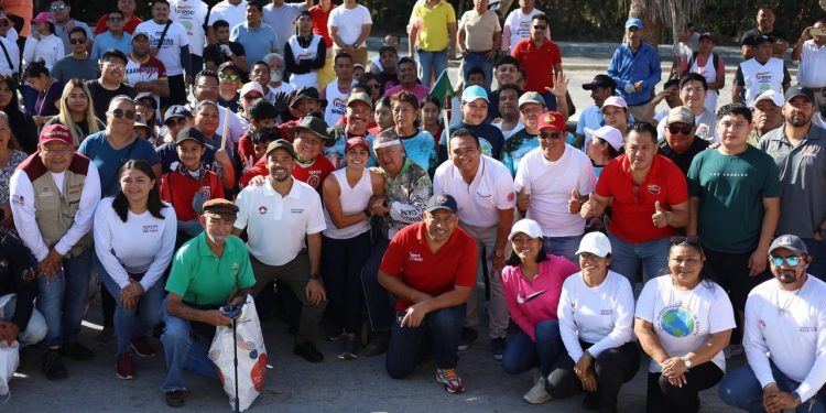 Realizan el Programa de Limpieza del Sistema Lagunar Nichupté