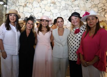 Ana Paty Peralta, participa en el “Desayuno del Sombrero”, en beneficio del Sistema DIF Benito Juárez