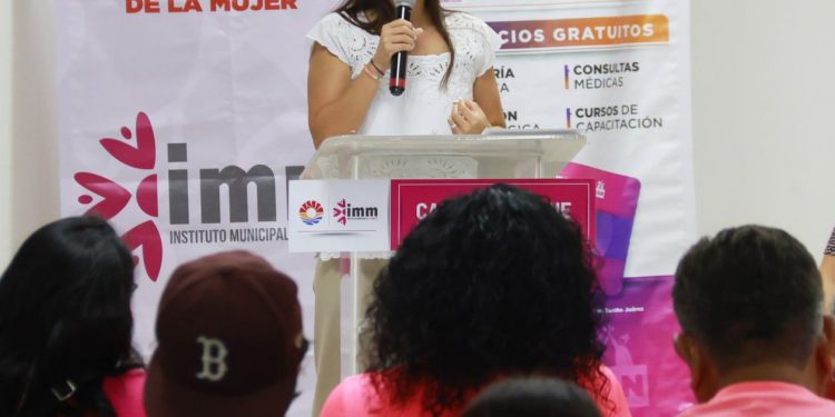 Ana Paty Peralta fortalece servicios integrales a favor de las mujeres cancunenses