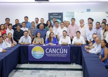 Ana Paty Peralta, participó en la Primera Sesión Ordinaria del Consejo Consultivo de Turismo de Quintana Roo 2025