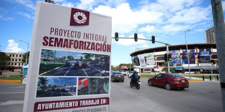 Ana Paty Peralta anuncia semáforos en las Avenidas 135 con Mallorca y 135 con 127 en Cancún