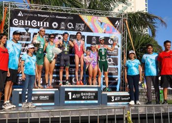Realizan tercera edición del Triatlón Astri Cancún 2025