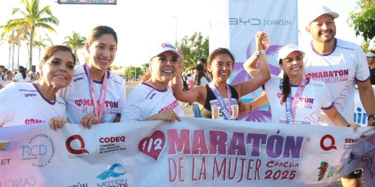 Realizan “Medio Maratón Internacional de la Mujer” en Malecón Tajamar