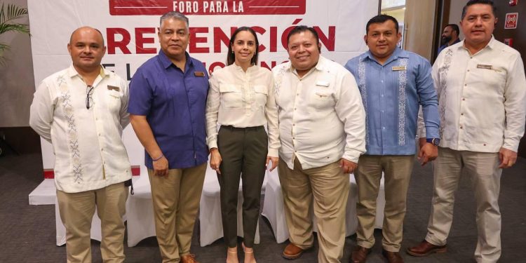 Ana Paty Peralta participó en el Foro para la Prevención de las Violencias en Cancún