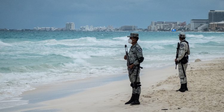 ¿Cómo afecta el turismo al aumento del consumo de drogas en Cancún?
