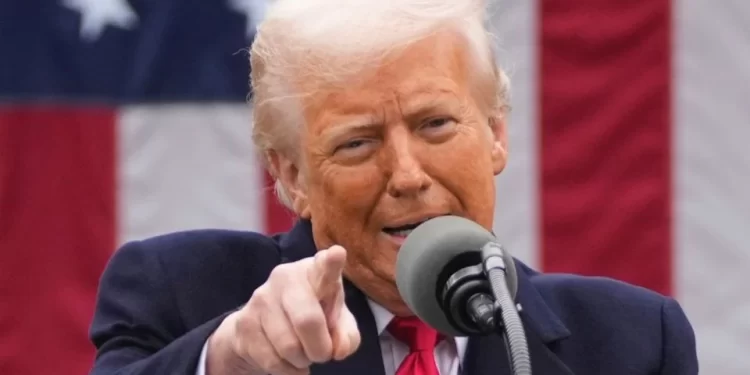 Donald Trump promete reducir los aranceles sobre China en el futuro cercano