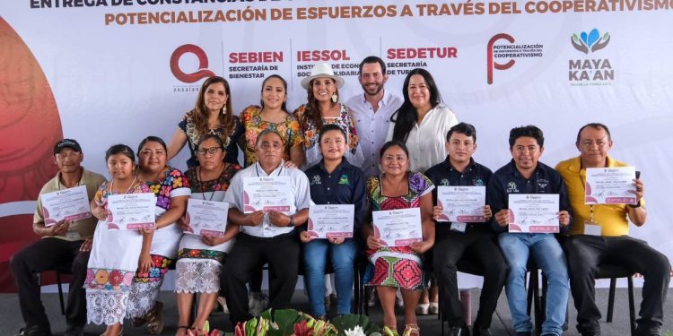 Mara Lezama impulsa el turismo local en Maya KaAn con capacitacion y equipamiento