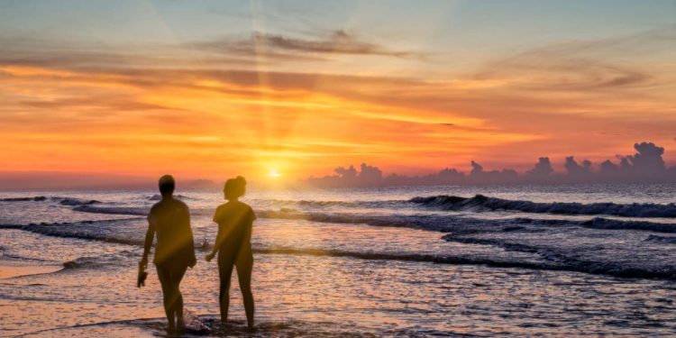 Mejores playas en Cancun para ver el amanecer ubicaciones y recomendaciones imperdibles