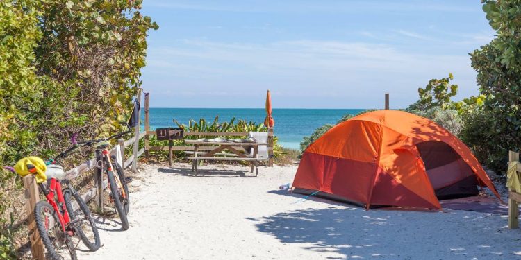 Playas de Cancun con areas para acampar disfruta la naturaleza al maximo