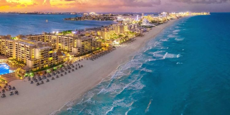 Imagen destacando las zonas de Cancún con mayor plusvalía inmobiliaria, ideal para inversionistas interesados en el mercado inmobiliario de la región.
