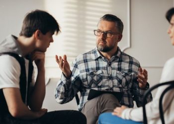Recomendaciones para padres que sospechan consumo de drogas en sus hijos