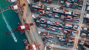 Trump acusa a China de falta de respeto a los mercados
