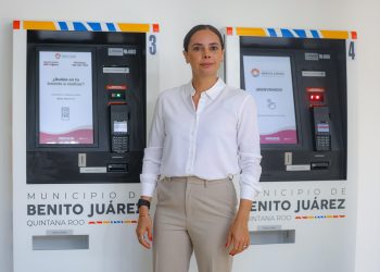 Ana Paty Peralta inauguró 8 módulos inteligentes para pago de impuestos en Cancún