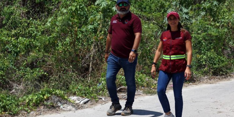 Ana Paty Peralta, realiza limpieza integral en la Avenida José López Portillo