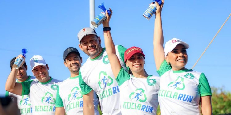 Realizan la primera carrera deportiva “Recicla Run” en Cancún