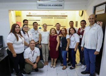 Ana Paty Peralta arranca la campaña “Cero Corrupción” en diversas dependencias del Ayuntamiento