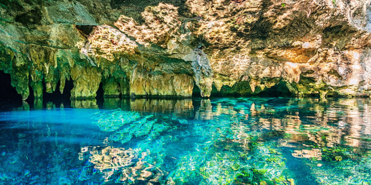 Area Natural Protegida en rios subterráneos de la peninsula de Yucatan