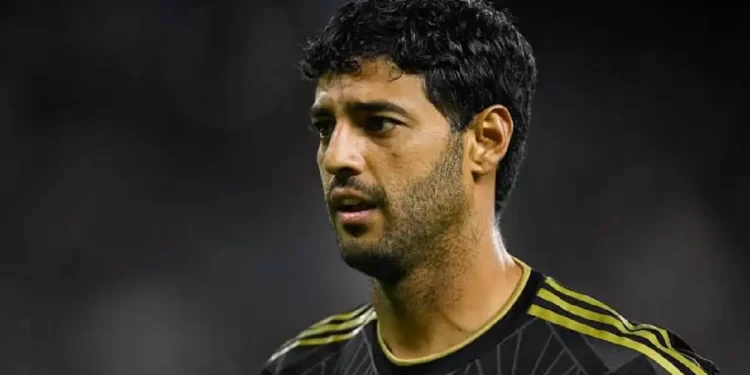 Carlos Vela anuncia su retiro del futbol