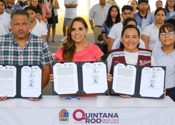 Mara Lezama inaugura nueva secundaria en Cancun