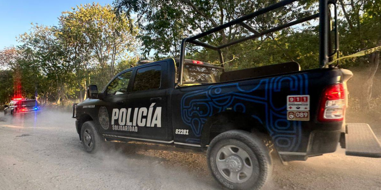 Disparan a policías en Playa del Carmen