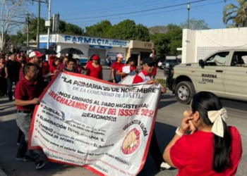 ¡Marchan maestros el 1 de Mayo en Felipe Carrillo Puerto por justicia laboral!