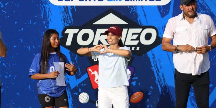 Inauguran la 4ª edición del Torneo de Fútbol 7 Inter Regiones 2025 en el Estadio Cancún 86