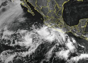 Tormenta tropical “Bárbara” avanza con fuerza; alertan por intensas lluvias en el Pacífico mexicano