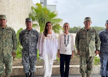 Claudia Sheinbaum visita Quintana Roo y supervisa avances en salud junto a Mara Lezama