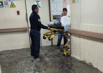 Hospital inundado en Mexico