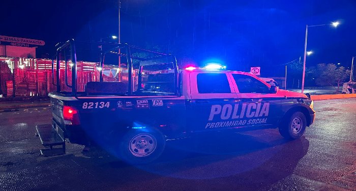 Arrestan a mujer tras intentar robar patrulla en Cancún
