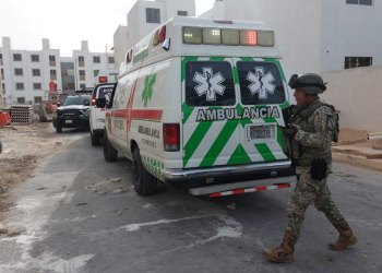 Balean a dos albañiles en Kusamil