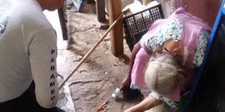 Mujer muere afuera de mercado Oaxaca