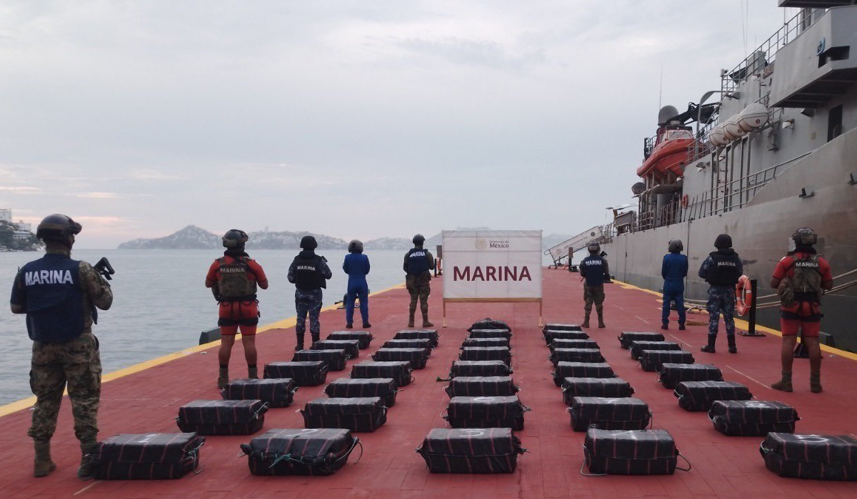 Paquetes de cocaína asegurados por la Secretaría de Marina
