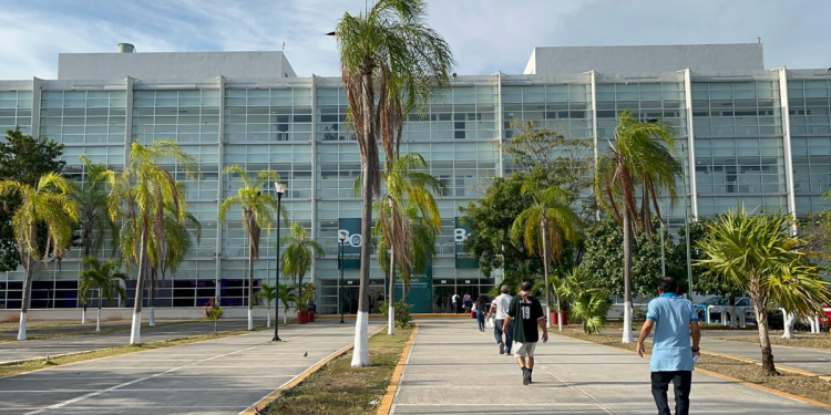 Fachada del IMSS 510 de Cancun