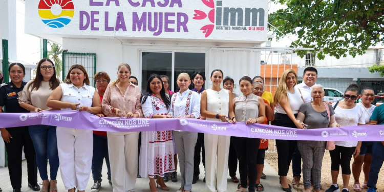 inauguracion casa de la mujer cancun mujeres reunidas