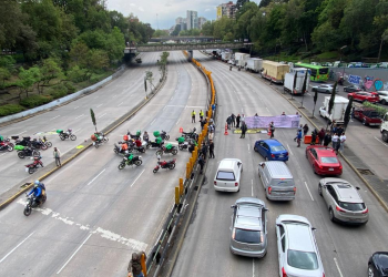 bloqueo vial por repartidores en cdmx