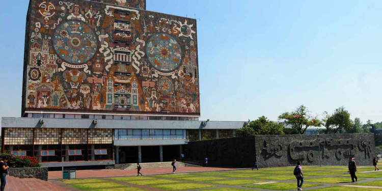 Vista exterior de la Universidad Nacional Autónoma de México (UNAM)
